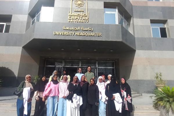 قافلة طبية شاملة لكلية الطب بجامعة العاصمة لخدمة أهالي منطقة ناصر بنادي التتش ضمن مبادرات المسؤولية المجتمعية